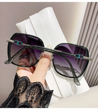Eyewear New Sunglasses Mirror Female UV Protection Large Frame Net Fashionable Bright Edge Advanced Sense Driving Glasses T100