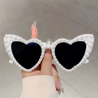 2025 Fashion Large Frame Heart Designer Sunglasses Pearl-Set Personality Beach Just Married Sunglasses Bridesmaid Gift UV400