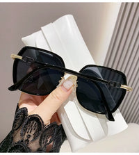 Eyewear New Sunglasses Mirror Female UV Protection Large Frame Net Fashionable Bright Edge Advanced Sense Driving Glasses T100