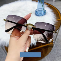 Square Rimless Fashion Sunglasses for Women Men Summer Gradient Sun Shades for Vacation Beach Travel（Not Include Glasses Case）