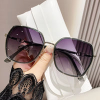 Eyewear New Sunglasses Mirror Female UV Protection Large Frame Net Fashionable Bright Edge Advanced Sense Driving Glasses T100